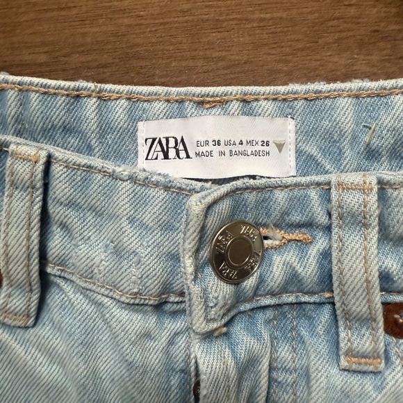 Zara 90’s Straight Leg Jeans | Size 4 | Light Wash - Picture 5 of 5
